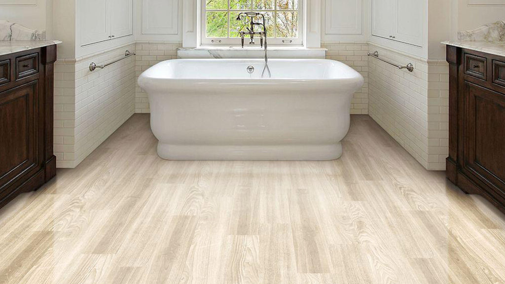 Vinyl plank flooring in bathroom – is it worth installing? The bathroom flooring renovation.