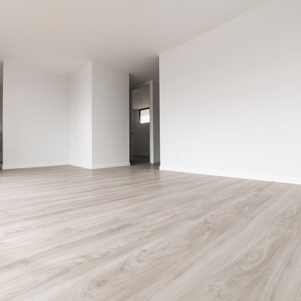 Nroro - Noble Light Oak - Waikiki Collection - Vinyl Plank Flooring