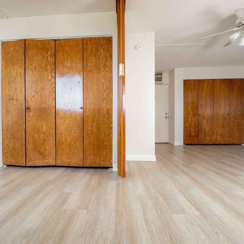 Nroro - Premium Rustic Oak SA57R - 6.5-mm Hawaii Collection - Vinyl Plank Flooring