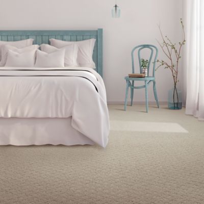 Mohawk - Uptown Taupe - Classic Style - SmartStrand - Carpet