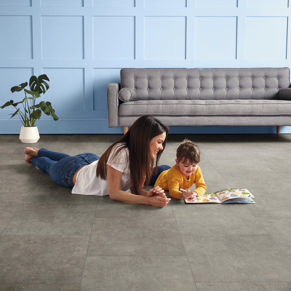 Karndean Flooring - Pebble-Grey-us - Korlok Select Rigid Core - Floating (click-in) - Vinyl plank